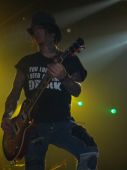 Concerts 2010 europe 1002 lille taker5962 gunsnroses16