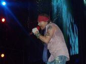 Concerts 2010 south america 0330 bogota axl02