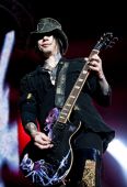 Concerts 2010 world 1216 abu dhabi pro dj ashba01