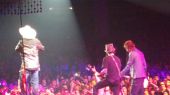Concerts 2011 1105 dallas axl dj ashba tommy01
