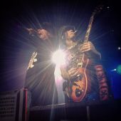 Agrandir la photo Guns n' roses tournée française