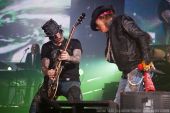 D.J. Ashba Axl Rose live Moscou Russie mai 2012