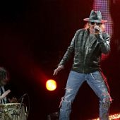 Concerts 2012 0520 liverpool axl06
