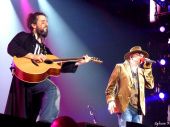 Ron Bumblefoot Thal et Axl Rose live Lyon juin 2012