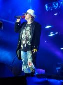 Concerts 2012 0616 Clisson Skippy Axl Rose