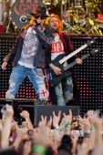 Concerts 2012 0701 bucarest pro axl ron02
