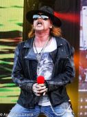 Concerts 2012 0701 bucarest pro axl16