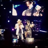 Concerts 2012 0703 tel aviv axl dj ashba01