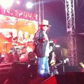 Concerts 2012 0706 istanboul axl01