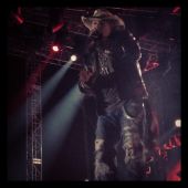 Concerts 2012 0706 istanboul axl03