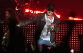 Concerts 2012 0717 split pro axl07