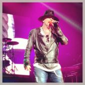 Concerts 2013 0320 brisbane axl04