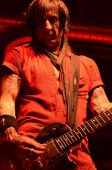 Concerts 2013 0606 brooklyn bowl richard fortus