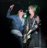 Concerts 2014 Guns N' Roses Axl Rose Duff McKagan live Asuncion