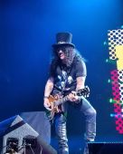 Concerts 2016 0409 lasvegas concert slash15