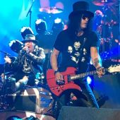 Concerts 2016 0409 lasvegas concert slash2