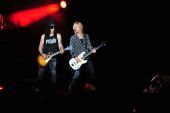 Concerts 2016 0419 mexico concert gnr slash duff03