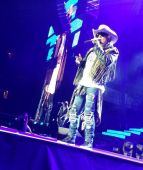 Concerts 2016 0626 washington axl02