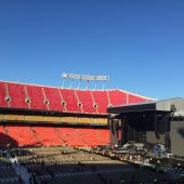 Concerts 2016 0629 kansas city stage03.