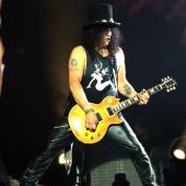 Concerts 2016 0716 toronto slash01