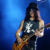 Concerts 2016 0716 toronto slash04