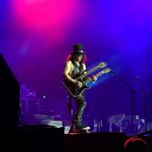 Concerts 2016 0716 toronto slash08