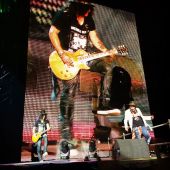 Concerts 2016 0731 new orleans axl slash03