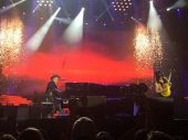 Concerts 2016 0803 arlington axl slash04.