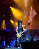 Concerts 2016 0803 arlington slash01