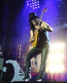 Concerts 2016 0803 arlington slash22