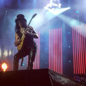 Concerts 2016 0812 seattle slash09