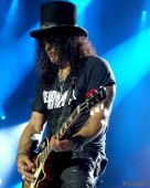 Concerts 2016 0822 san diego slash06