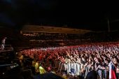 Concerts 2016 1029 santiago kat04
