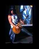 Concerts 2016 1029 santiago slash03