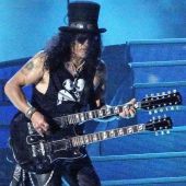 Concerts 2016 1104 buenos aires slash03