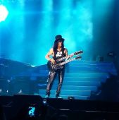 Concerts 2016 1104 buenos aires slash07