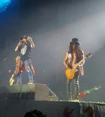 Concerts 2016 1108 porto alegre slash06