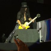 Concerts 2016 1112 sao paulo slash04