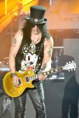 Concerts 2016 coachella 0416 concert slash14