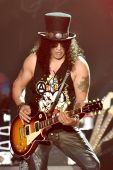 Concerts 2016 coachella 0416 concert slash19