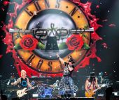 Concerts 2017 0122 kobe gnr02