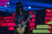 Concerts 2017 0202 wellington slash11