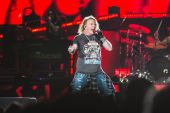 Concerts 2017 0207 brisbane axl09