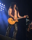 Concerts 2017 0303 dubai slash03