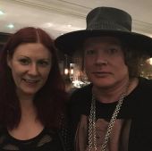 Concerts 2017 0527 slane castle backstage fan axl