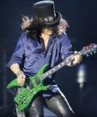 Concerts 2017 0530 bilbao slash06