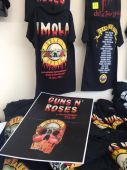 Concerts 2017 0610 imola merch03
