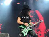 Concerts 2017 0616 londres slash04