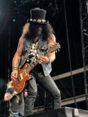 Concerts 2017 0617 londres slash02