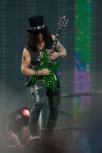 Concerts 2017 0701 helsinki slash04